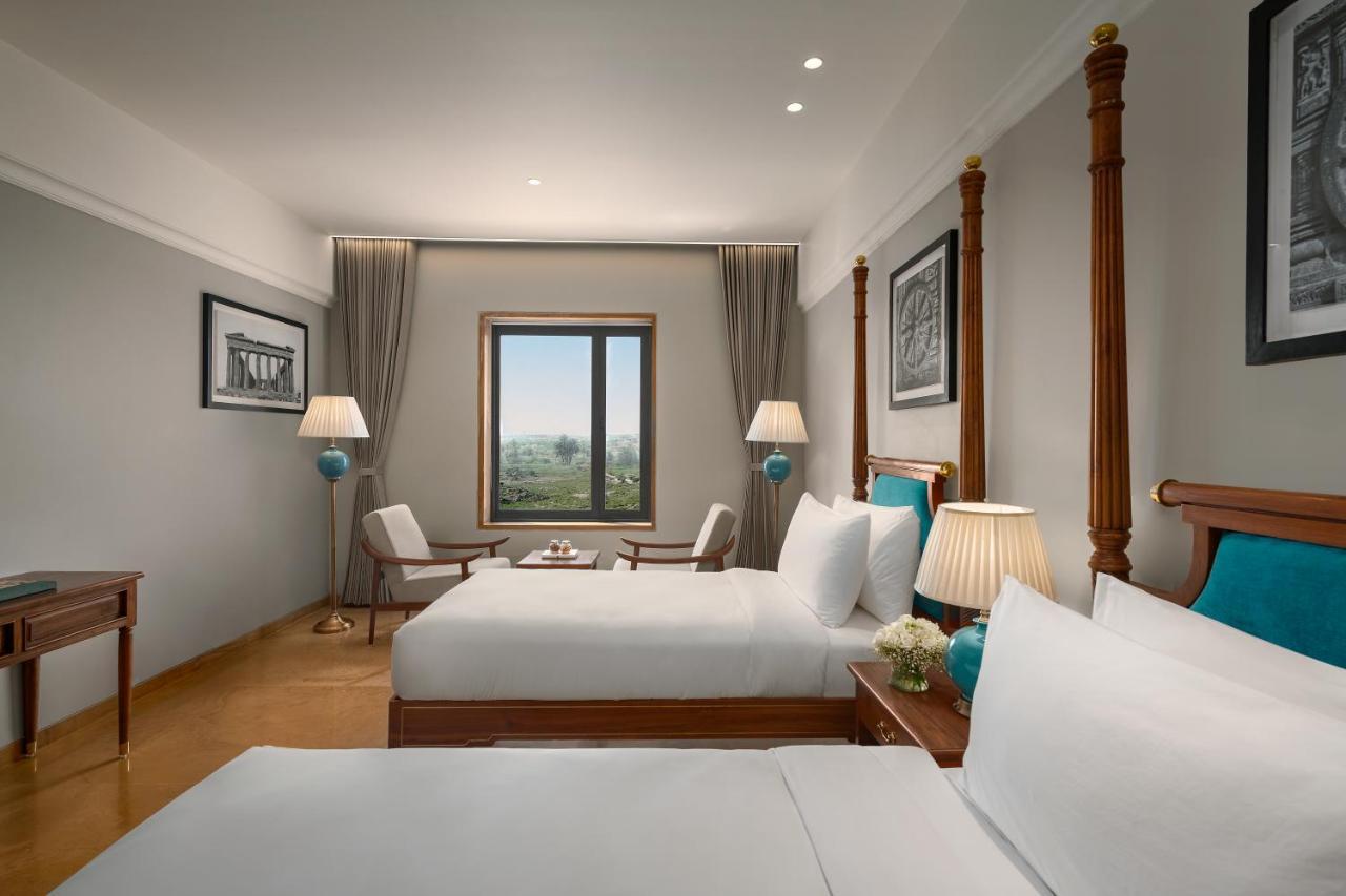 Time Square Resort & Spa Bhuj Extérieur photo