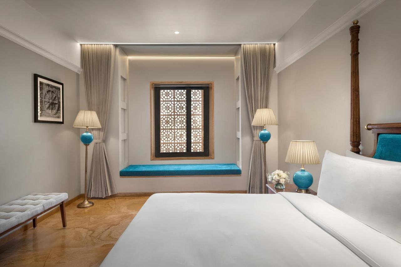 Time Square Resort & Spa Bhuj Extérieur photo