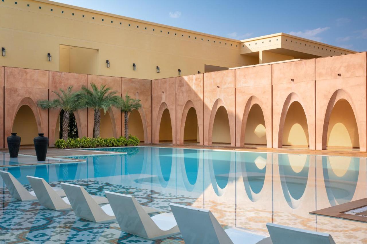 Time Square Resort & Spa Bhuj Extérieur photo