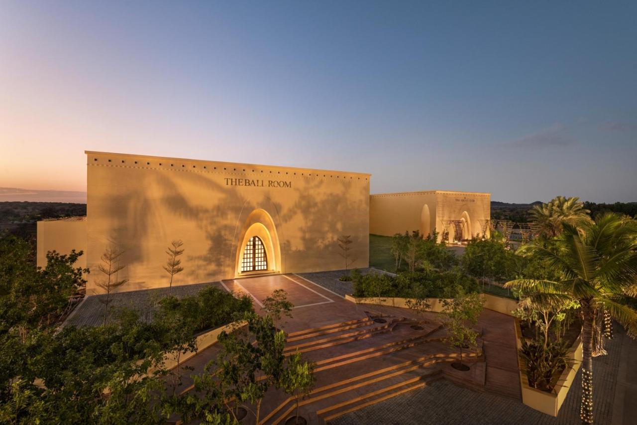 Time Square Resort & Spa Bhuj Extérieur photo
