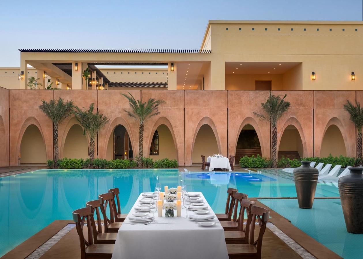 Time Square Resort & Spa Bhuj Extérieur photo
